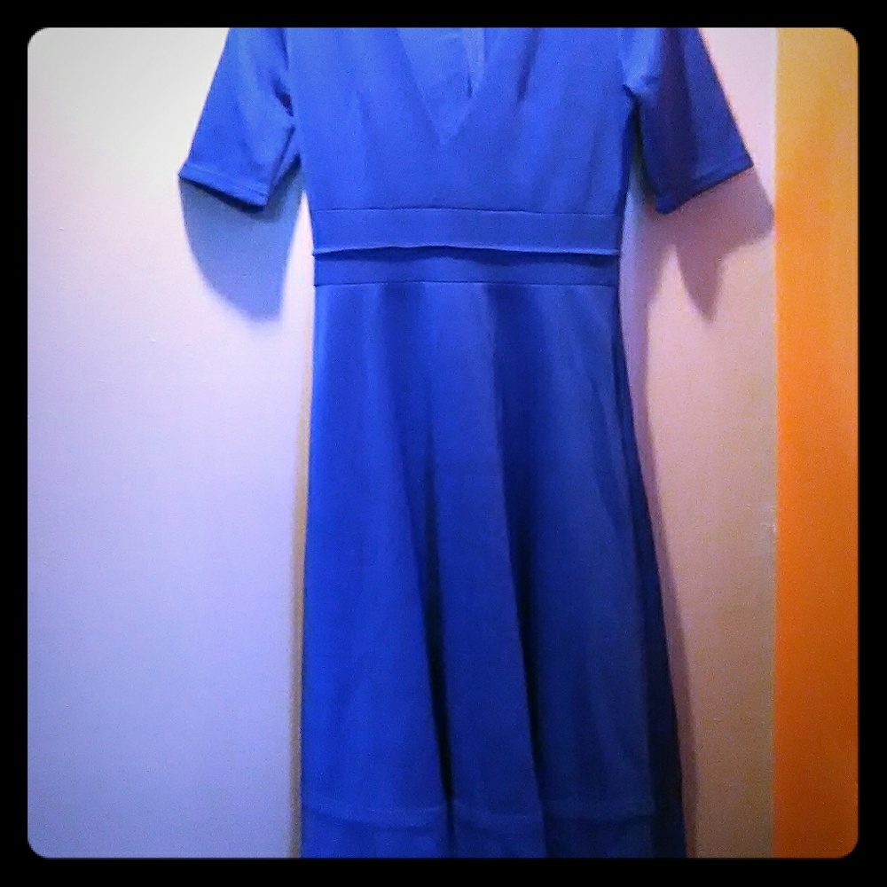 A fabulous blue dress